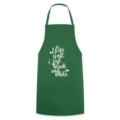 Kochschürze mit Spruch „Life is not just black and white“ – Statement für Küche & Grill - Grün